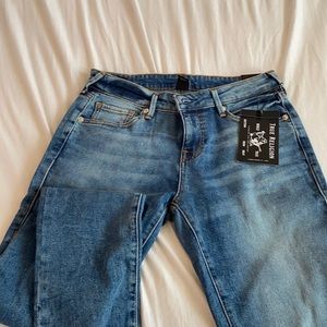 True Religion Women’s Skinny Jeans NWT
